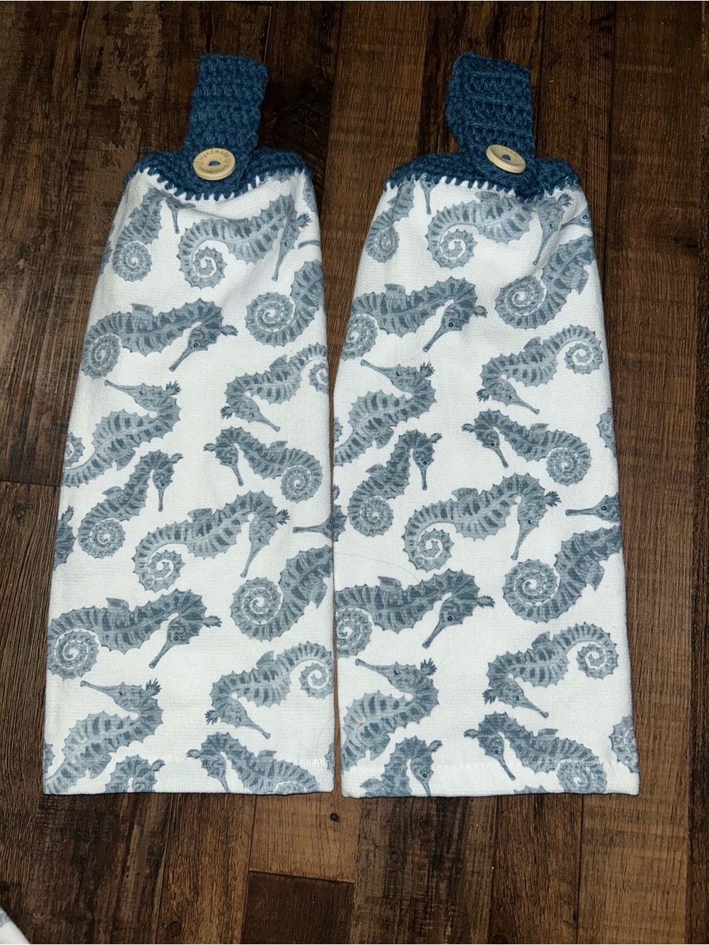 Seahorse Hanging Towel Set